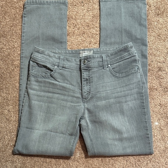 EUC Chico's Gray So Slimming Jeans - Picture 1 of 7